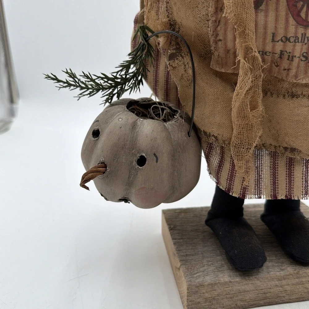 Primitive Folk Art Winter Doll 23